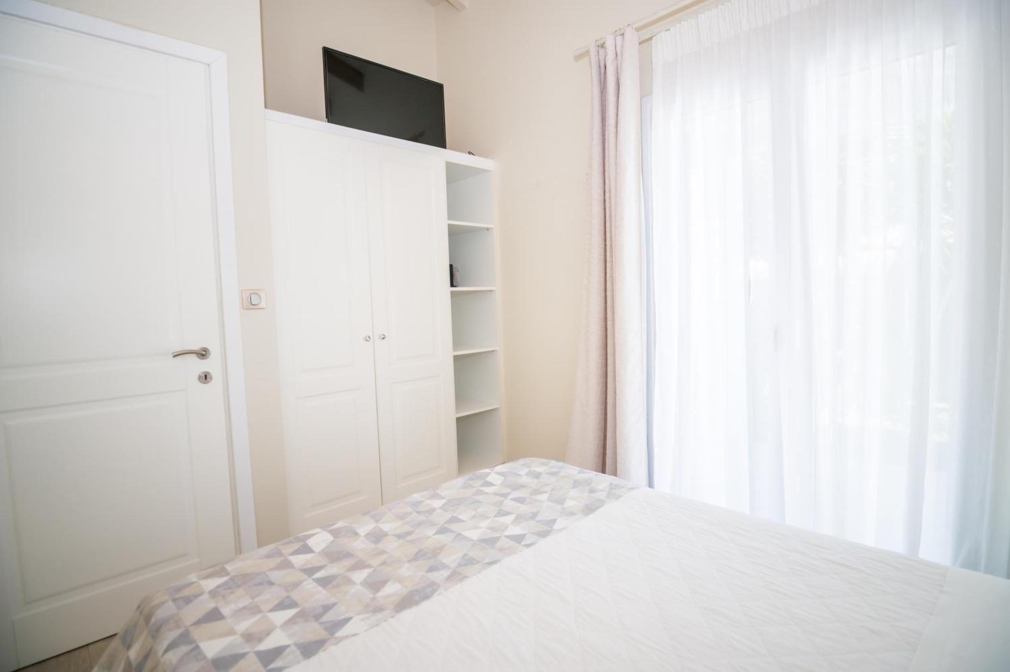 Ninos Corfu Villas Agios Georgios  Pokoj fotografie
